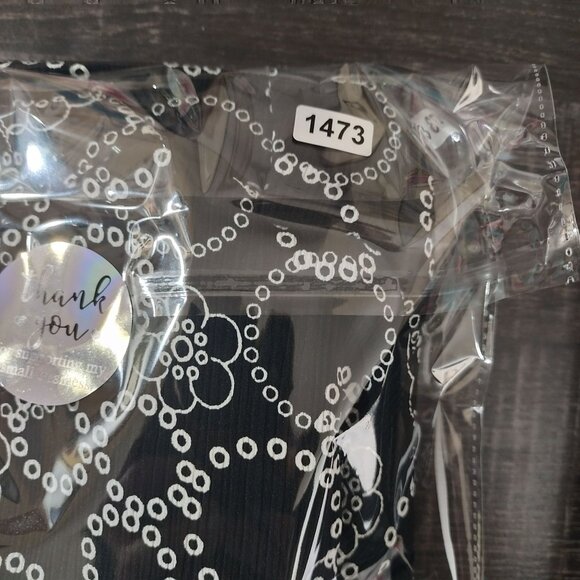 Christopher & Banks Womens XL Black White Floral Button Front Top Short Sleev - Picture 11 of 11